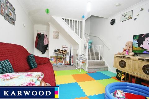 123 Glencoe Road, Hayes, UB4 9SN