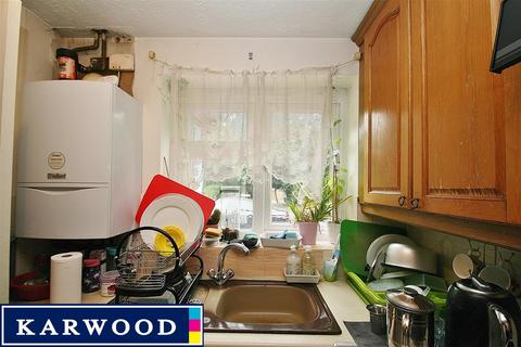 123 Glencoe Road, Hayes, UB4 9SN
