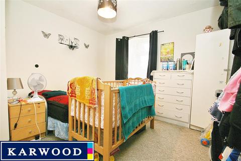 123 Glencoe Road, Hayes, UB4 9SN