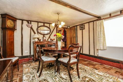 5 bedroom village house for sale, High Street, Stowmarket IP14