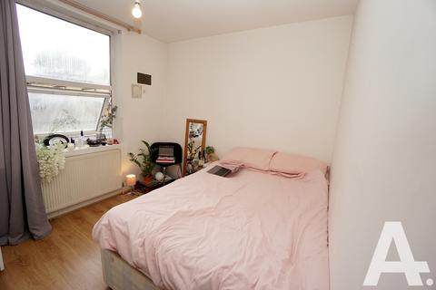 1 bedroom flat to rent, 193 Caledonian Road, London N1