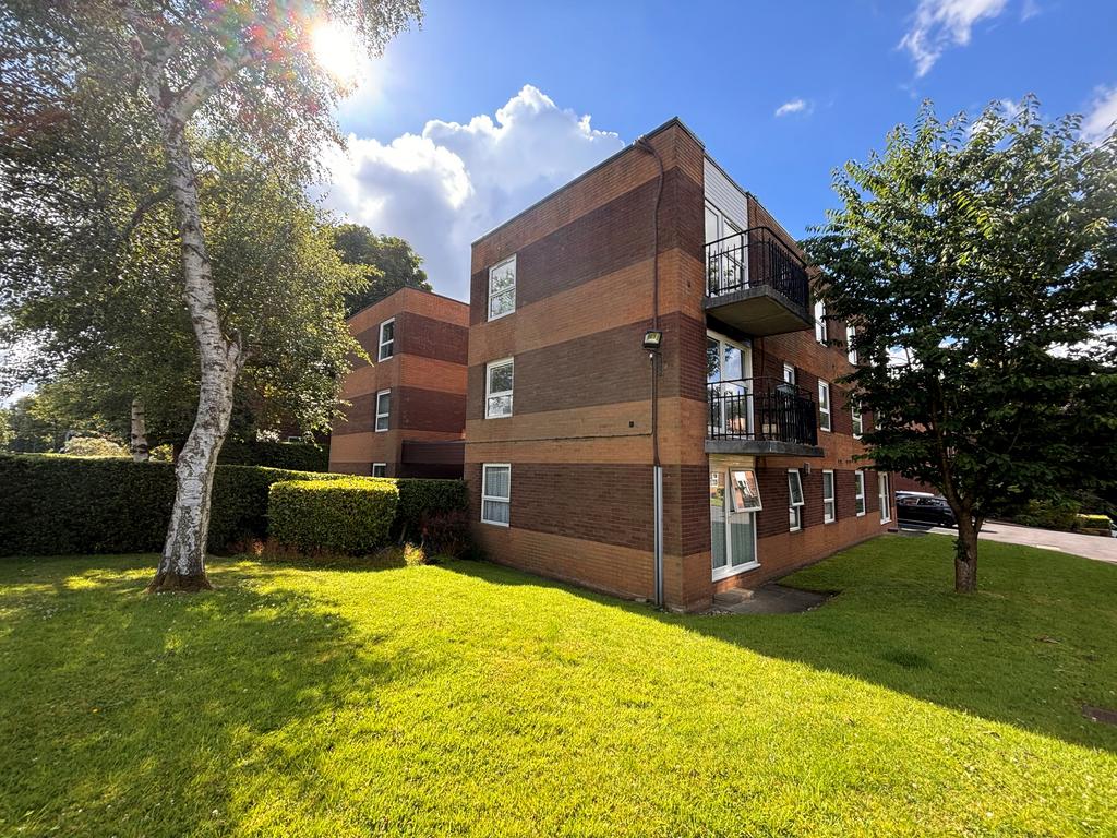 2 Bedroom Flat for Sale