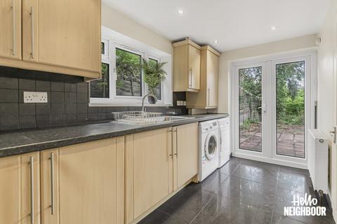 undefined, Heath Road, Hounslow, TW3