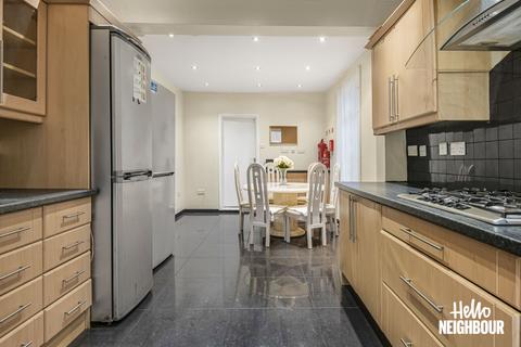 undefined, Heath Road, Hounslow, TW3