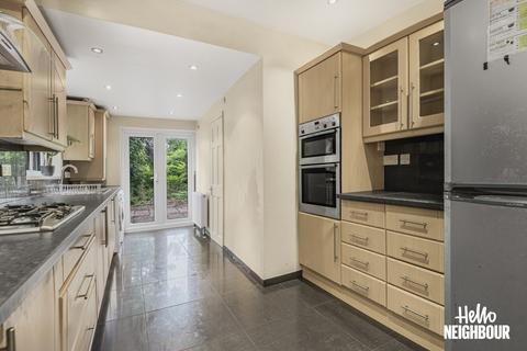 undefined, Heath Road, Hounslow, TW3