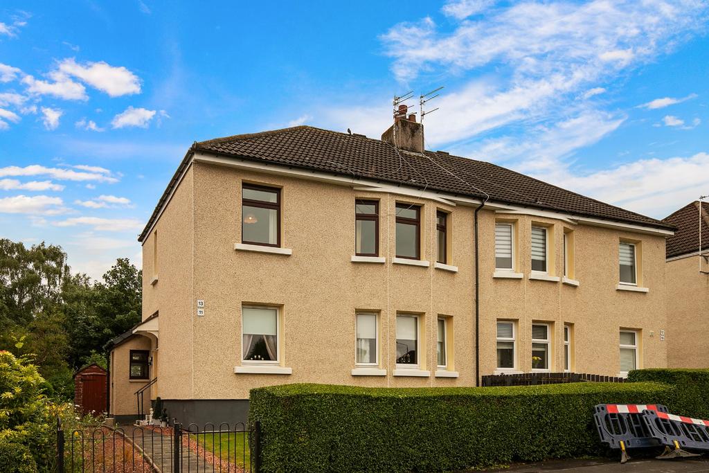 Crags Road, Paisley, Renfrewshire, PA2 1 bed apartment for sale £55,000