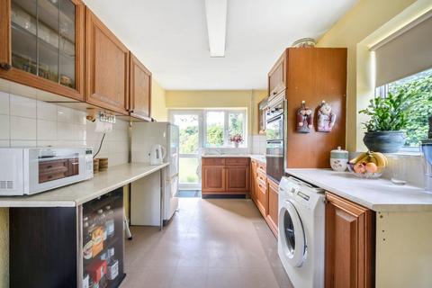 31 Apsley Road, Cirencester, GL7 1SB