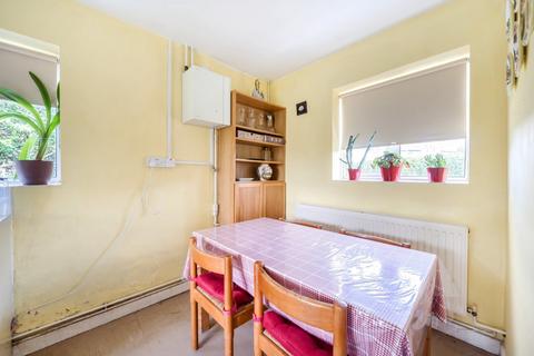 31 Apsley Road, Cirencester, GL7 1SB