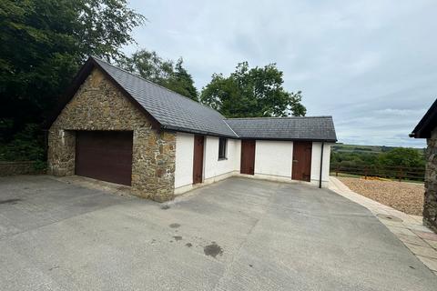 3 bedroom property with land for sale, Llanwnnen, Lampeter, SA48