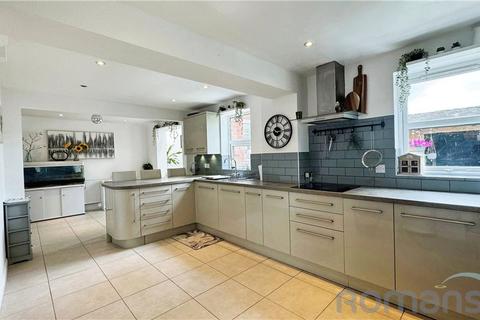 4 bedroom detached house for sale, The Gardens, Tongham, Farnham