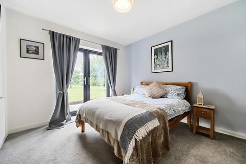 The Oaks Hawbridge, Stoulton, Worcester, WR7 4RJ