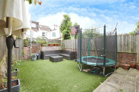 17 Birch Road, Southville, Bristol, BS3 1PE