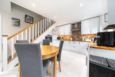 59 Sinclair Way, Lane End, Dartford, DA2 7JS