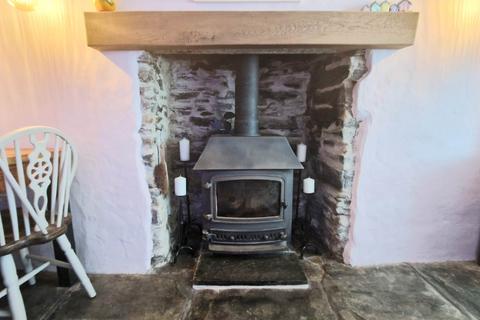 13 High Street, Camelford, PL32 9PQ