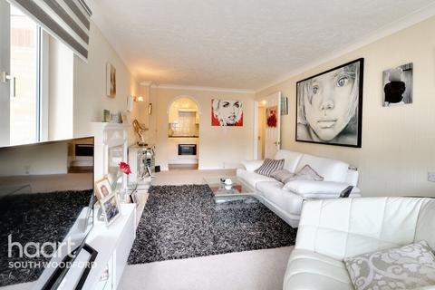 1 bedroom retirement property for sale, Grange Avenue, Woodford Green