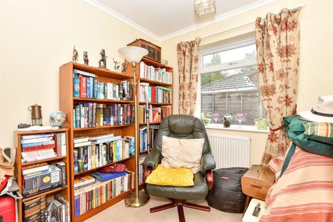 14 Ashlyn Close, Fareham, PO15 5PH