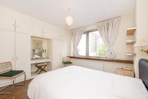 1 bedroom apartment to rent, Coniston Court, Kendal Street, London, W2