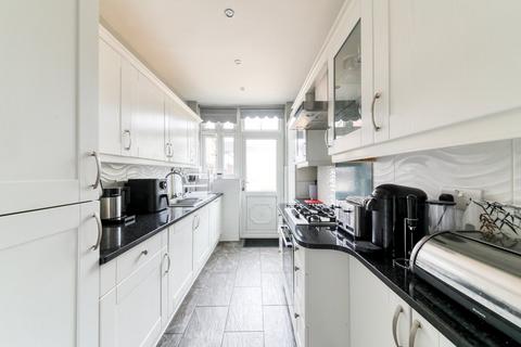 59 Semley Road, London, SW16 4PL