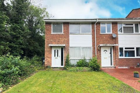 3 bedroom end of terrace house for sale, 9 Horton Gardens, Hemel Hempstead, Hertfordshire, HP2 7NF