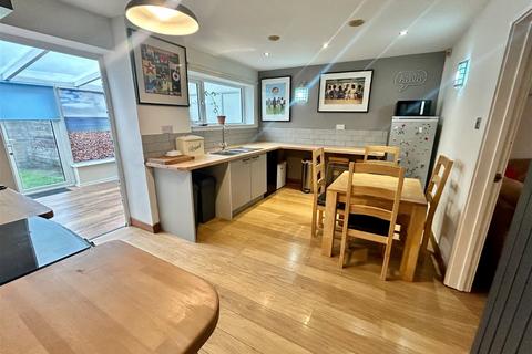 10 Bach Mill Drive, Birmingham, B28 0XN