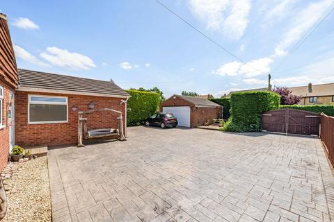 4 bedroom bungalow for sale, Abingdon Road, Witney OX29