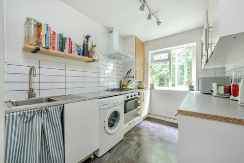 2 bedroom maisonette for sale, Geoffrey Road,  London, SE4