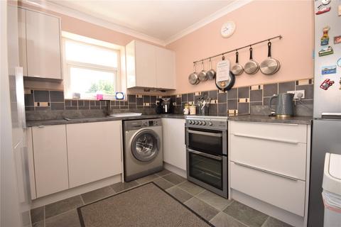 3 bedroom semi-detached house for sale, St. Peters Crescent, Stanley, Wakefield, West Yorkshire