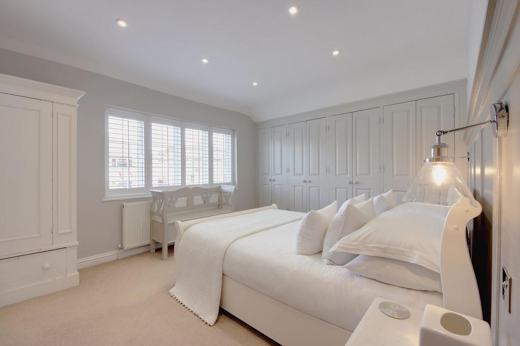 Main bedroom