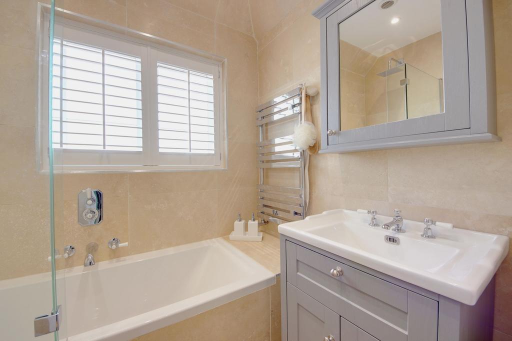 Family bathroom