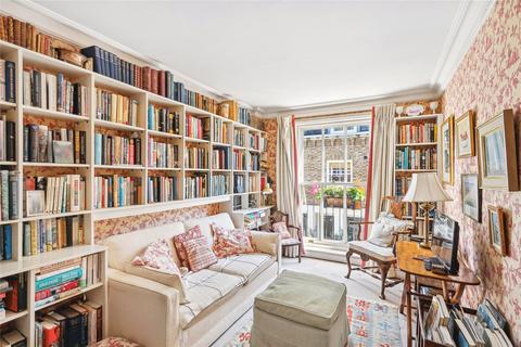 2 Redcliffe Mews, London, SW10 9JU