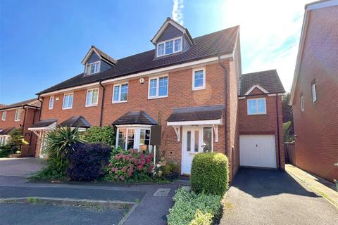 15 Edwardian Close, Shirley, Solihull, B90 3SP