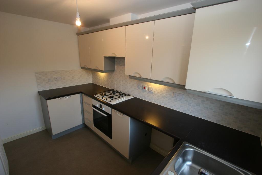 Darwin Crescent, Loughborough LE11 3 bed townhouse £950 pcm (£219 pw)