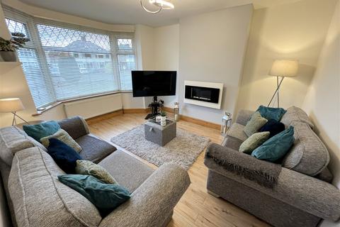 17 Colebrook Road, Shirley, Solihull, B90 2LB