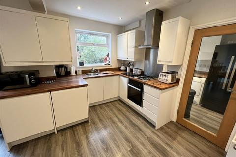 17 Colebrook Road, Shirley, Solihull, B90 2LB