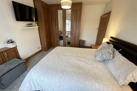 17 Colebrook Road, Shirley, Solihull, B90 2LB