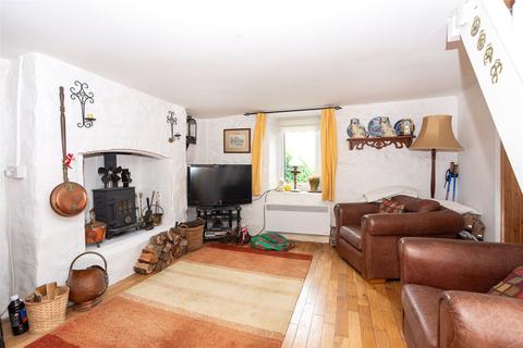 5 bedroom semi-detached house for sale, Bodorgan Square, Aberffraw, Ty Croes, Isle of Anglesey, LL63