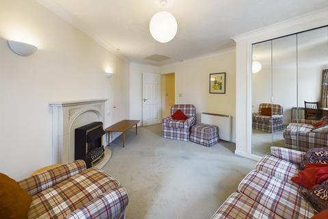 2 bedroom retirement property for sale, Haig Court, Cambridge