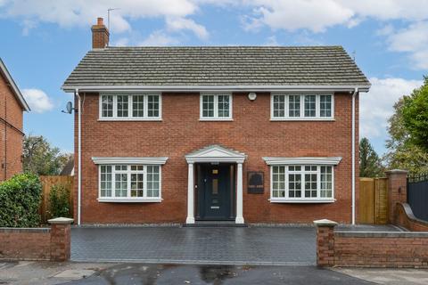 4 bedroom detached house for sale, Station Road, Baldock SG7