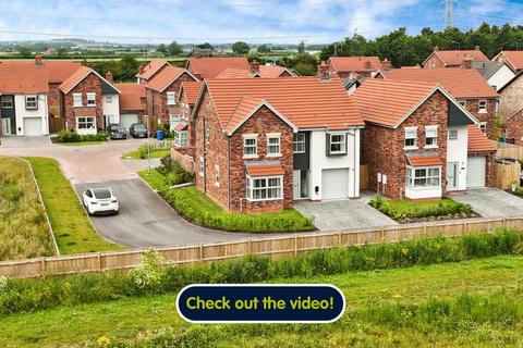 4 bedroom detached house for sale, Constable Close, Market Weighton, York, YO43 3GZ