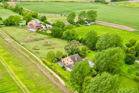 3 bedroom detached house for sale, Freshlands, Owstwick, Hull, HU12 0LH