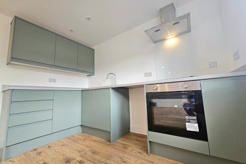 2 bedroom flat to rent, Linley Court, Bingham, Nottingham, Nottinghamshire, NG13