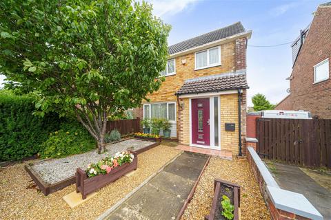 3 bedroom semi-detached house for sale, Mansfield Road, Basingstoke