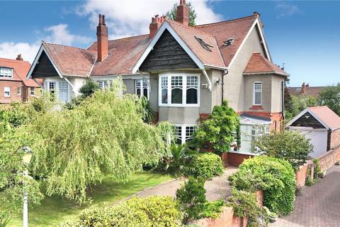 72 Bertram Drive, Wirral, CH47 0LJ