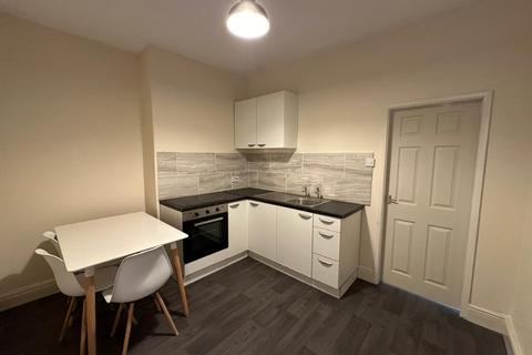 1 bedroom flat to rent, Aigburth Road, Liverpool L17