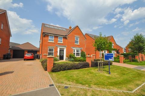 4 bedroom detached house for sale, Larch Wood Avenue, Wimborne, BH21