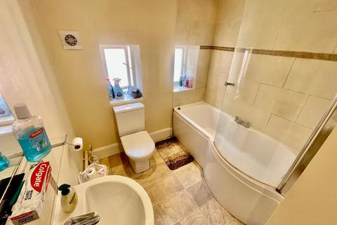 1 bedroom apartment for sale, Noble Street, Wem, Shrewsbury, Shropshire