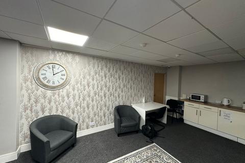 Office to rent, Uxbridge Road, Hayes UB4