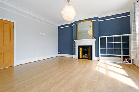 2 bedroom apartment to rent, 5 Cranes Park, Surbiton KT5