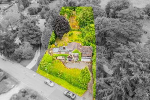 5 bedroom detached house to rent, Knights Hill, Walsall, WS9 0TG