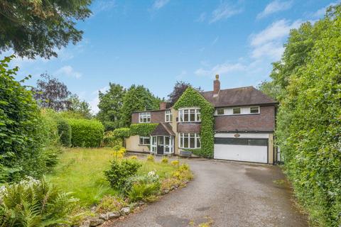 5 bedroom detached house to rent, Knights Hill, Walsall, WS9 0TG